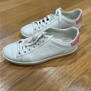 Gucci Ace Interlocking G Sneakers